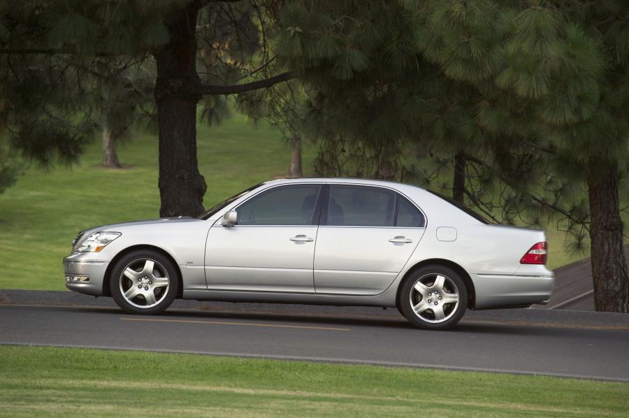  Lexus LS430 2004 года  (фото 4 из 16)